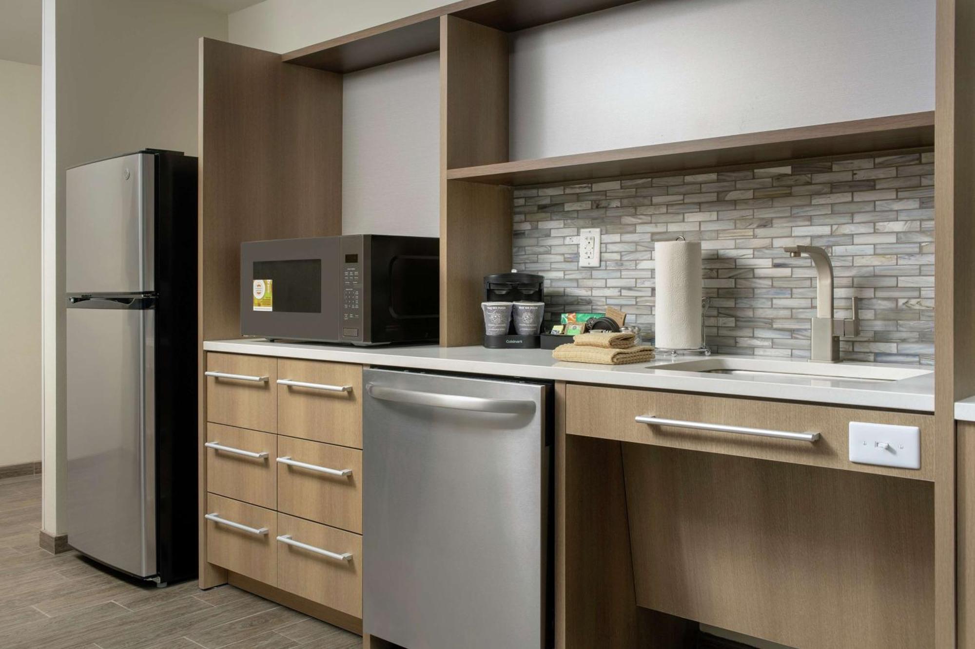 Home2 Suites By Hilton Edison Exterior foto